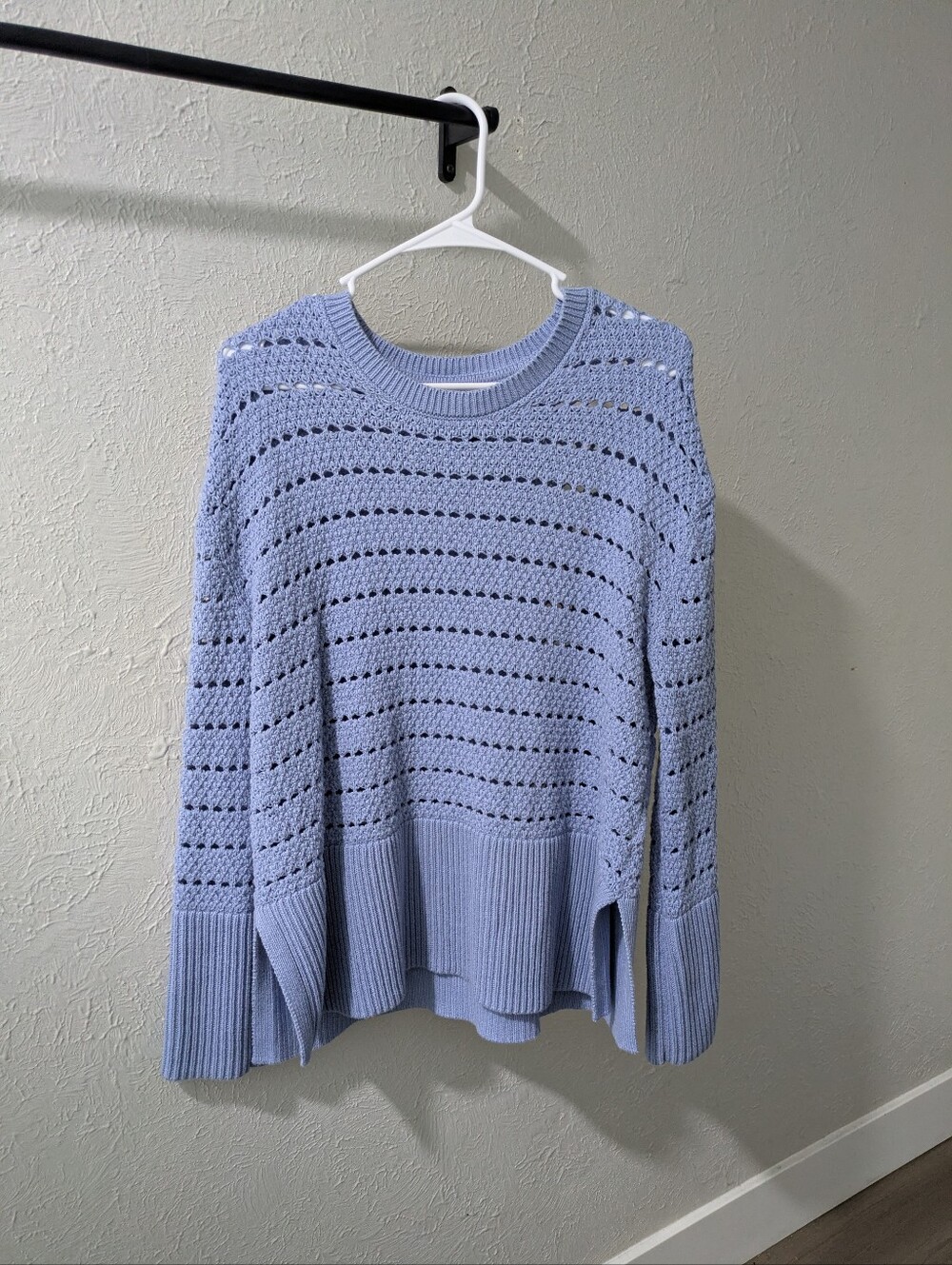 GAP Open-Knit Crewneck 24/7 Split-Hem Crochet Sweater